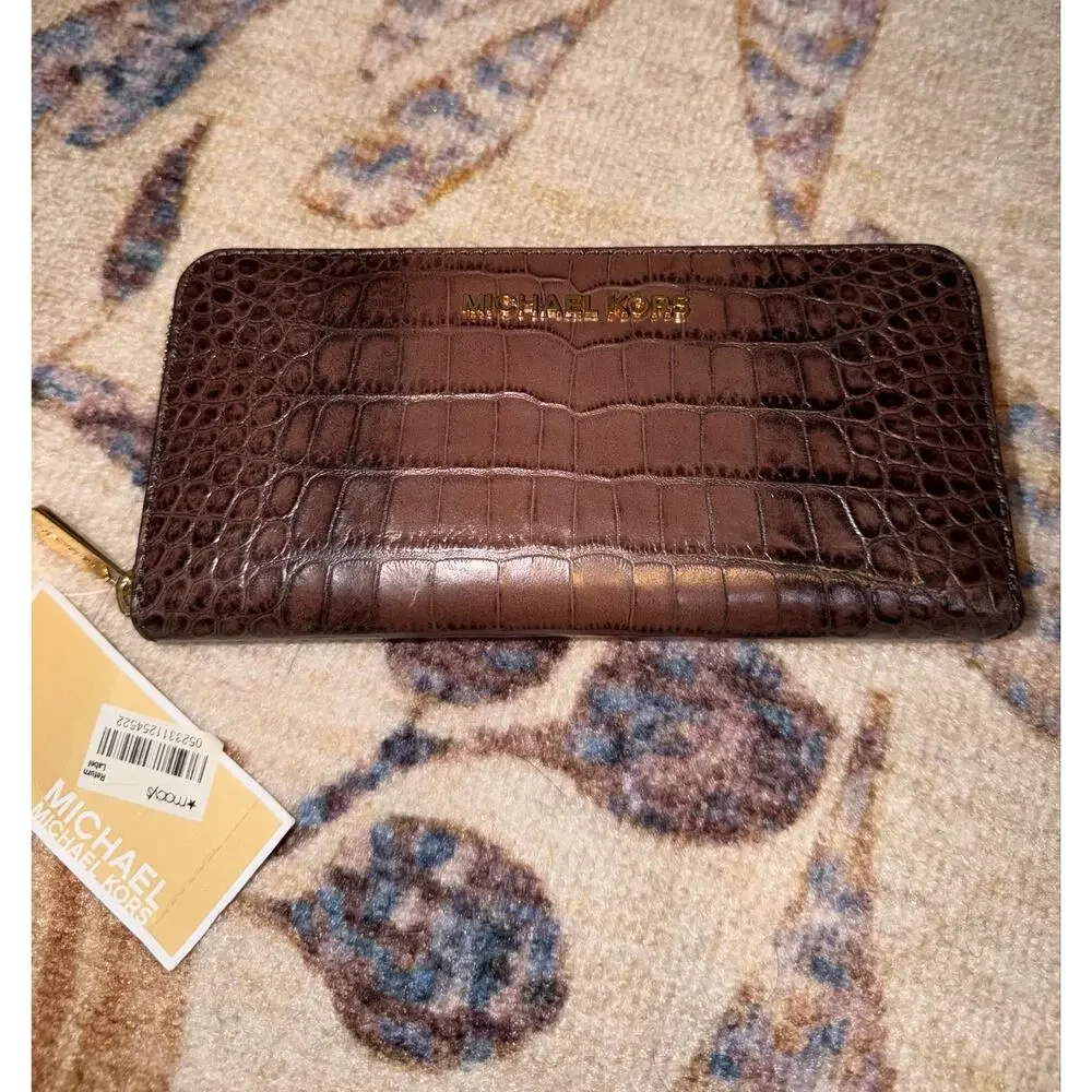 NWT Michael Kors Jet Set Travel Continental Wallet – Brown Genuine Leather
